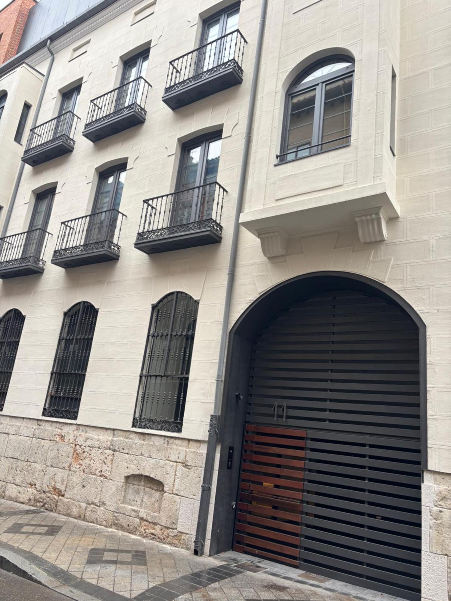 Apartamentos Catedral I Valladolid Eksteriør billede